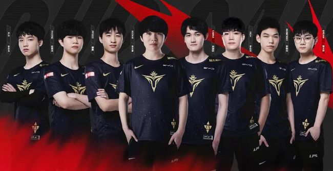 更像传统意 更像传统意