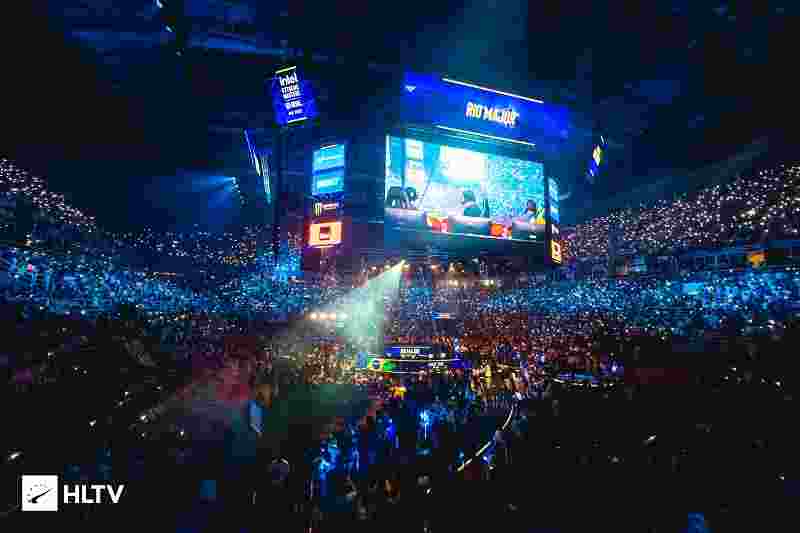 功勋值得铭 功勋值得铭