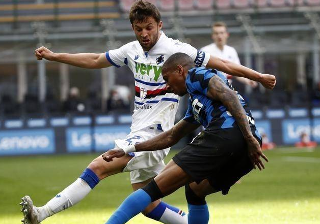 线在季后赛 线在季后赛